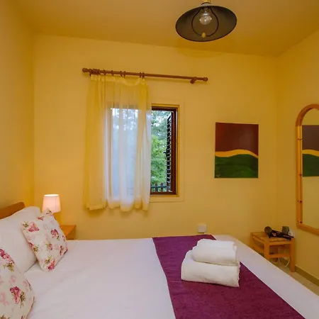 Amazing In Pano Platres Cyprus فيلة *